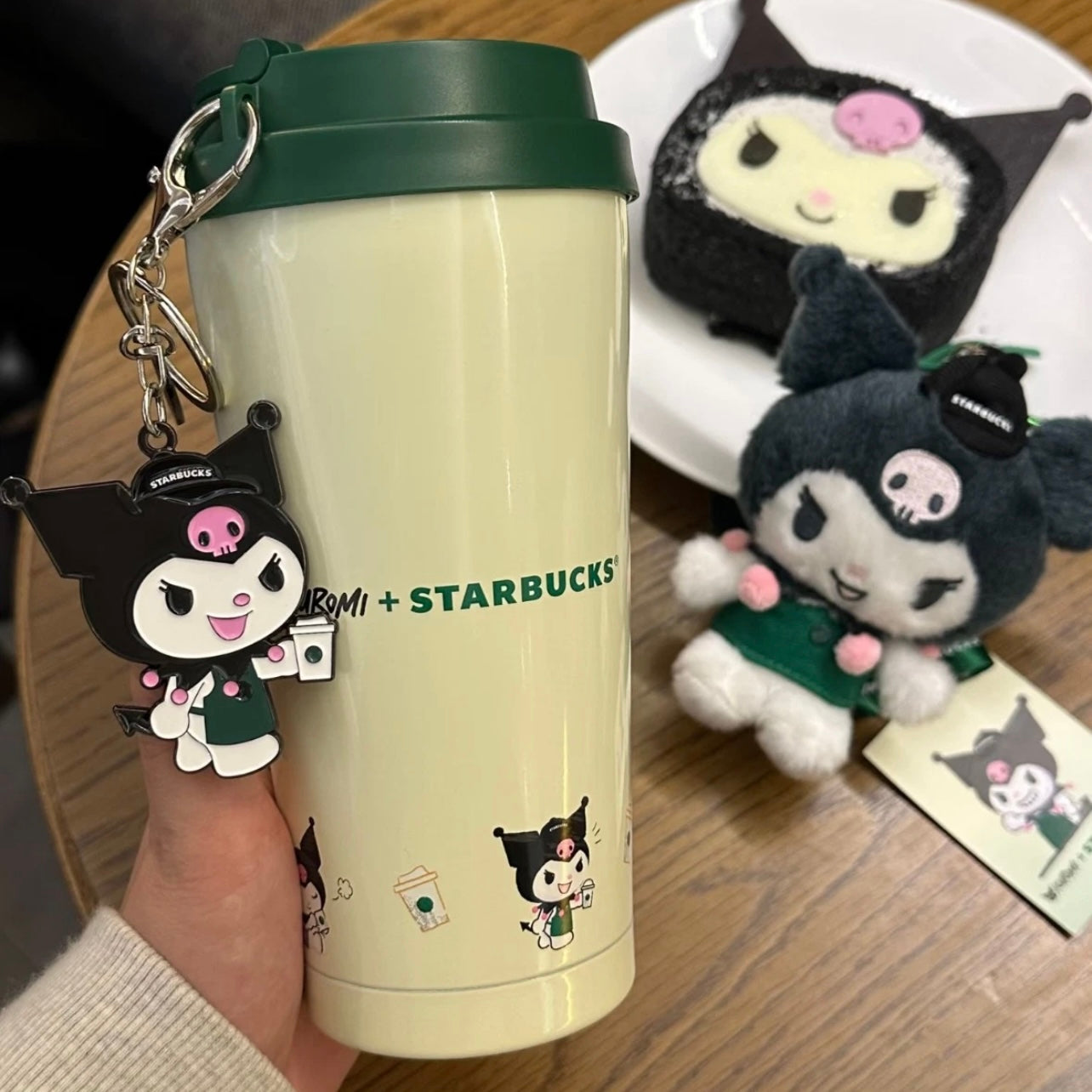 ☕ Starbucks x Kuromi Limited Collaboration Tumbler with Metal Charm - Asian Exclusive ☕